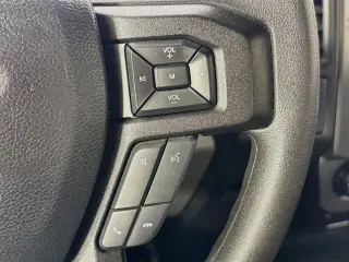 Ford F-150 2018 4x2 XL 2dr Regular Cab 6.5 ft. SB