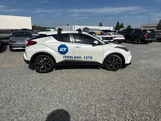 Toyota C-HR 2018 XLE Premium 4dr Crossover
