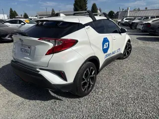 Toyota C-HR 2018 XLE Premium 4dr Crossover