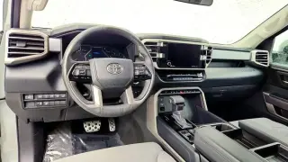Toyota Tundra 2023 4x4 SR5 4p. Cabina CrewMax Camioneta SB