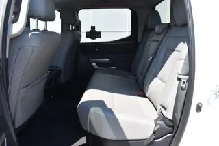 Toyota Tundra 2023 4x4 SR5 4dr CrewMax Cab Pickup SB