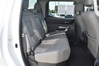 Toyota Tundra 2023 4x4 SR5 4dr CrewMax Cab Pickup SB