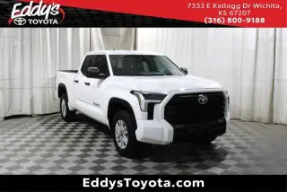 Toyota Tundra 2022 4x4 SR5 4dr Cabina Doble Pickup SB