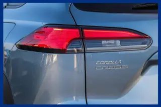 Toyota Corolla Cross 2024 XLE 4dr Crossover