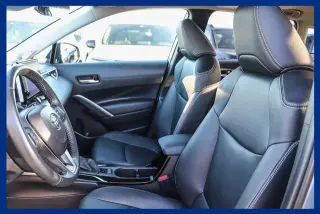 Toyota Corolla Cross 2024 XLE 4dr Crossover