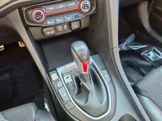 Hyundai VELOSTER 2019 Turbo R-Spec 3p Coupe