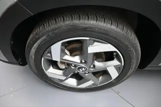 Hyundai VENUE 2023 SEL 4p Crossover