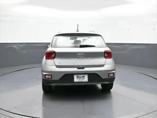 Hyundai VENUE 2023 SEL 4p Crossover