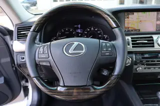 2015 Lexus LS 460