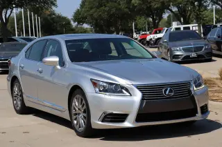 2015 Lexus LS 460