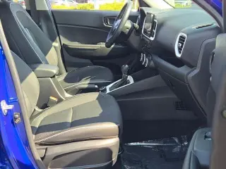 Hyundai VENUE 2024 Limited 4dr Crossover