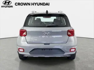 Hyundai VENUE 2022 Limited 4p Crossover
