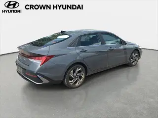 Hyundai ELANTRA 2024 SEL 4dr Sedana
