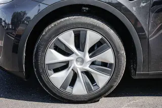 Tesla Modelo Y 2024 AWD Long Range 4p Crossover