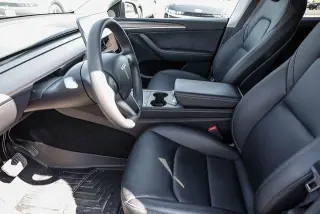 Tesla Modelo Y 2024 AWD Long Range 4p Crossover