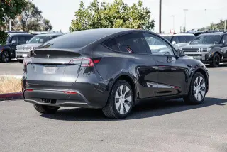 Tesla Modelo Y 2024 AWD Long Range 4p Crossover