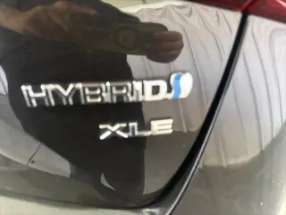 Toyota Prius 2022 XLE 4dr Hatchback