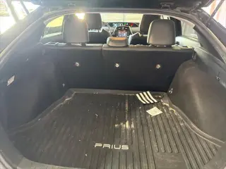 Toyota Prius 2022 XLE 4dr Hatchback