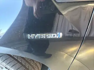 Toyota Prius 2022 XLE 4dr Hatchback