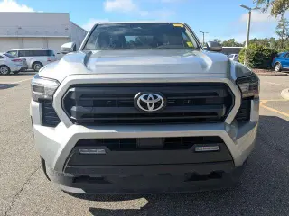 Toyota Tacoma 2025 4x4 SR5 4p Cabina Doble Doble 5.0 ft SB