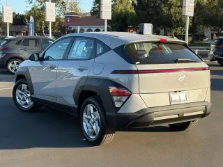 Hyundai KONA 2025 SE Crossover 4 puertas