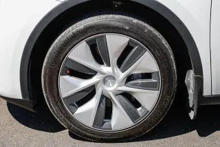 Tesla Modelo Y 2023 AWD Long Range 4p Crossover