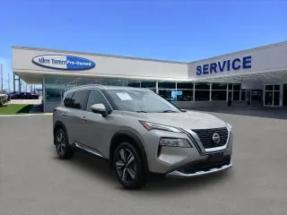 Nissan Rogue 2021 Platino Todo Terreno 4p AWD