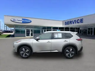 Nissan Rogue 2021 Platino Todo Terreno 4p AWD