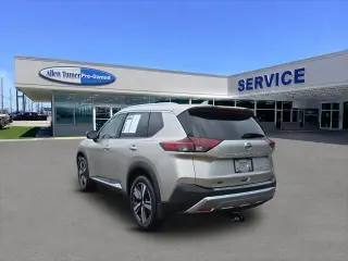 Nissan Rogue 2021 Platino Todo Terreno 4p AWD