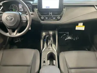 Toyota Corolla Hybrid 2025 LE 4dr Sedan