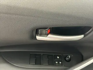 Toyota Corolla Hybrid 2025 SE 4dr Sedan