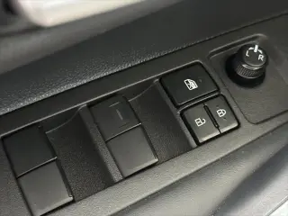 Toyota Corolla Hybrid 2025 SE 4dr Sedan