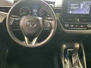 Toyota Corolla Hybrid 2025 SE 4dr Sedan