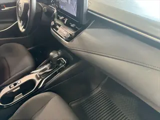 Toyota Corolla Hybrid 2025 SE 4dr Sedan