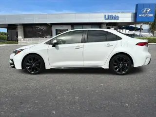 Toyota Corolla Hybrid 2025 SE 4dr Sedan