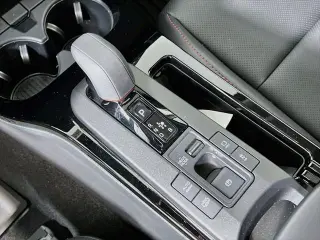 Toyota Prius Hibrid Enchufe 2026 XSE Premium 4p Hatchback