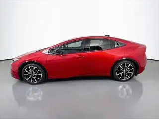 Toyota Prius Hibrid Enchufe 2026 XSE Premium 4p Hatchback