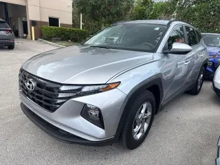 Hyundai TUCSON 2024 SEL 4p SUV (lanzamiento medio del año)