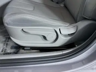 Hyundai ELANTRA Hybrid 2024 Azul 4p Sedan