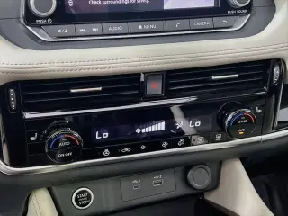 Nissan Rogue 2023 AWD SL 4dr Crossover