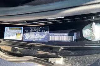 Kia Carnival 2025 LXS 4dr Minivan