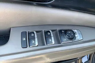 Kia Carnival 2025 LXS 4dr Minivan