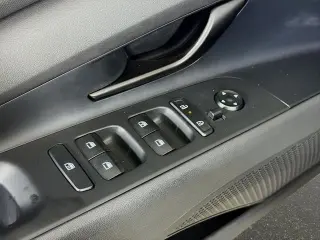 Hyundai ELANTRA 2026 SEL Sport 4dr Sedán