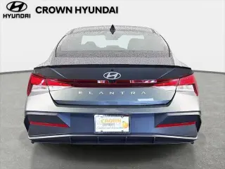 Hyundai ELANTRA 2026 SEL Sport 4dr Sedán
