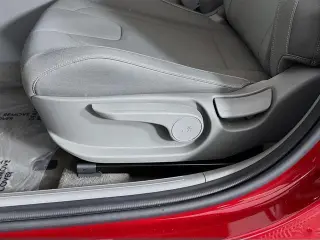 Hyundai ELANTRA 2024 SEL 4p Sedana