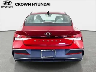 Hyundai ELANTRA 2024 SEL 4p Sedana
