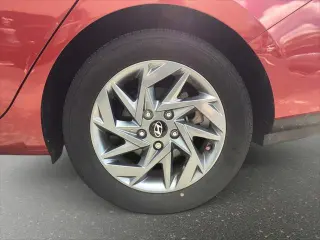 Hyundai ELANTRA 2024 SEL 4p Sedana