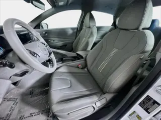 Hyundai ELANTRA 2026 SEL Sport 4p Sedan