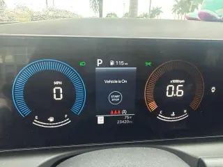 Hyundai TUCSON 2025 SEL 4p SUV