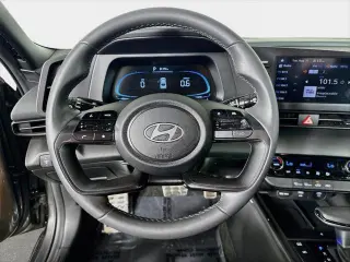 Hyundai ELANTRA 2025 SEL Sport 4 puertas Sedán
